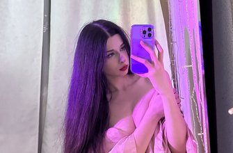 Анна Рейнли